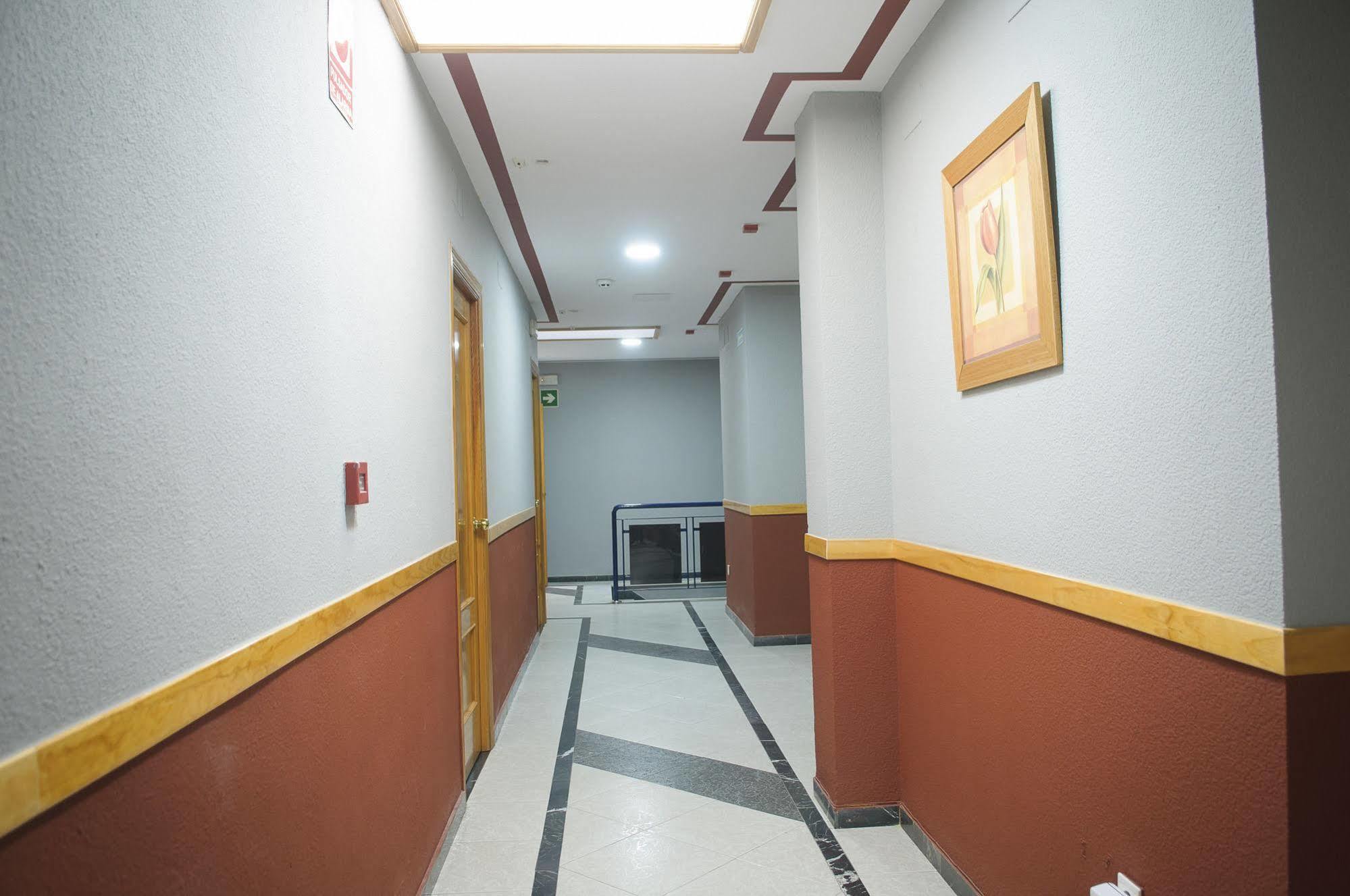 Hotel Lux Aljarafe Mairena del Aljarafe Ngoại thất bức ảnh