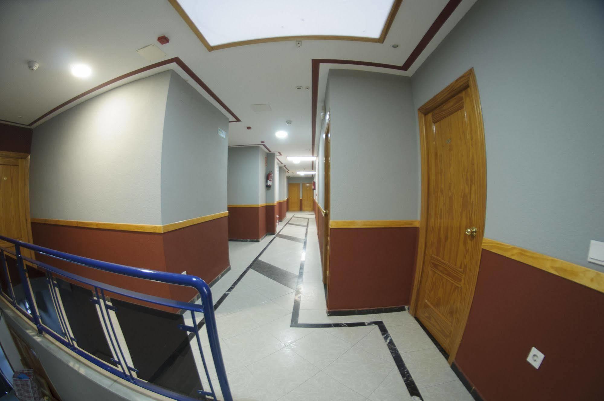 Hotel Lux Aljarafe Mairena del Aljarafe Ngoại thất bức ảnh